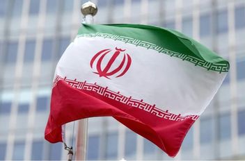 علم إيران