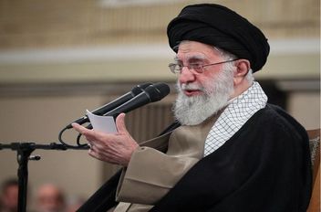 المرشد الأعلى الإيراني علي خامنئي