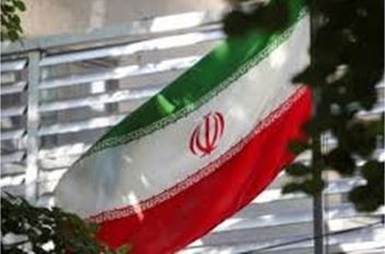 موقع إيراني: مسيّرة إسرائيلية نفذت الهجوم على مطار مشهد
