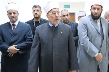 قاضي القضاة يتفقد مجمع محاكم العقبة الشرعية