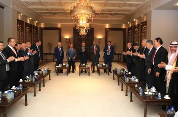 خلال لقائه متقاعدين عسكريين بينهم أعيان ونواب وأعضاء لجنة الكرامة والمحاربين القدامى
