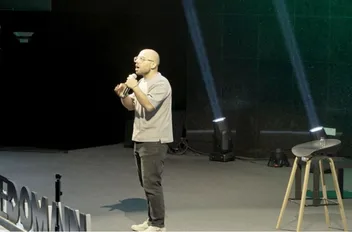 مسرح The Domain يستضيف عرضًا كوميديًا مميزًا أحياه الفنان الكوميدي محمد حلمي