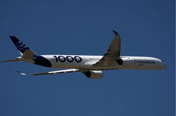 طائرة ركاب من طراز إيرباص A350-1000