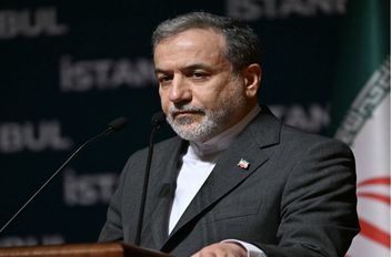 وزير الخارجية الإيراني عباس عراقجي