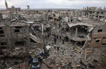 مروحيات إسرائيلية تطلق النار جنوبي مدينة خان يونس
