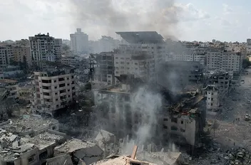 63 شهيدا بغزة نتيجة القصف الإسرائيلي منذ الفجر

