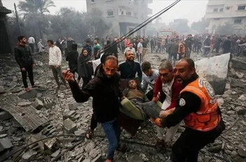 انتشال جثامين 15 شهيدا من منزل بجباليا
