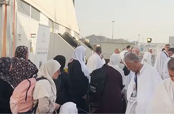 حجاج بيت الله الحرام