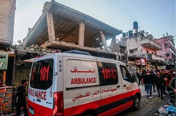 الدفاع المدني بغزة: خروج مركبات الإنقاذ من الخدمة كليا
