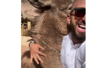 لقطة من مقاطع التخيمي مع "سنبل"