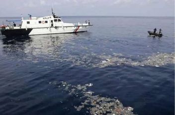 إندونيسيا: 11 مفقودا جراء انقلاب قارب قبالة جزر مينتاواي 
