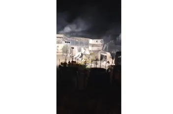 لقطة من فيديو حريق المصنع