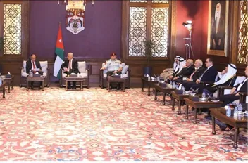 خلال لقائه وفدا من وجهاء عشائر بلقاوية عمان