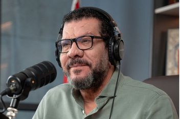 الاعلامي محمد الوكيل