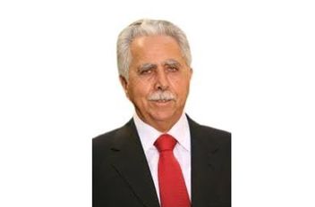 النائب الأسبق الدكتور عبد الرزاق طبيشات