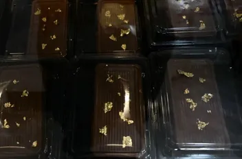 الشيكولاتة الداكنة تعزز الصحة
