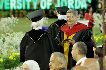 الجامعة الأردنية تحتفي بنخبة من المتخصصين في علوم التأهيل