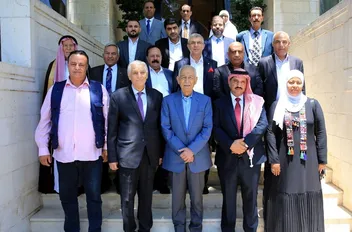 رئيس الديوان الملكي يلتقي شباب "أبناء الأردن" وسيدات من الأزرق