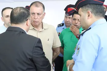 وزير الداخلية يزور مركز حدود المدورة ويلتقي أبناء قرية المدورة