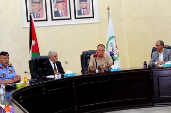 وزير الداخلية يزور معان ويؤكد أهمية سيادة القانون والعمل المؤسسي

