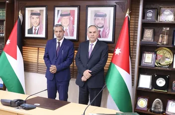 بحضور نقيب المحامين الأردنيين يحيى أبو عبود