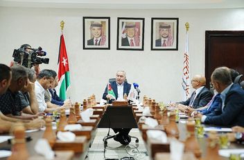 سلطة إقليم البترا تبحث تحديات المنشآت الفندقية قيد الإنشاء

