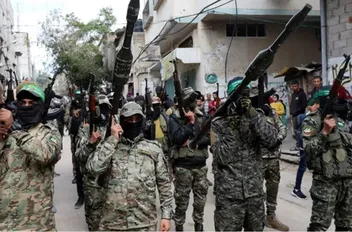 يواجه مقاتلو حماس مجموعات مسلحة تعمل ضدها في غزة