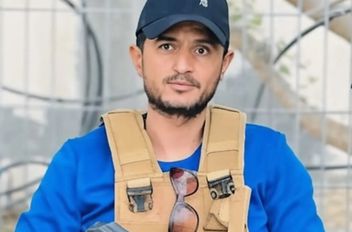 ياسر أبو شباب