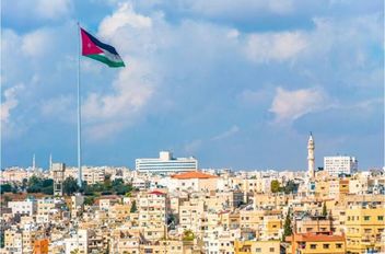 الأرصاد: أجواء شديدة الحرارة وزخات محلية محتملة الأحد والاثنين