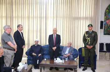 مندوبا عن الملك وولي العهد .. العيسوي يعزي بوفاة نجل رئيس الوزراء الأسبق المفتي