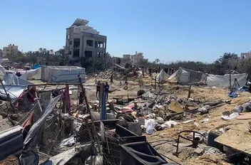 استشهاد عنصر بالدفاع المدني في المواصي
