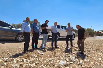 بلدية برقش تبحث مع "إيكو بيس" مشروع المنتزه البيئي
