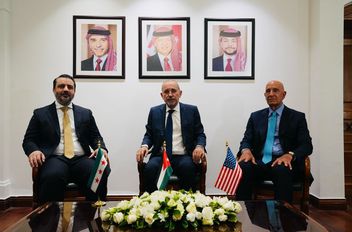 الأردن وسوريا وأميركا يتفقون على تشكيل مجموعة عمل مشتركة للأزمة السورية

