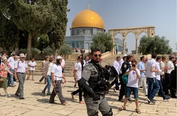 اقتحام باحات المسجد الأقصى المبارك