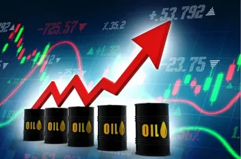 أسعار النفط ترتفع عالمياً وتتجه لمكاسب أسبوعية بنحو 5%