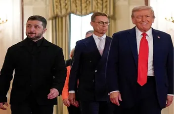 الرئيس الأميركي دونالد ترامب مع الرئيس الأوكراني فولوديمير زيلينسكي