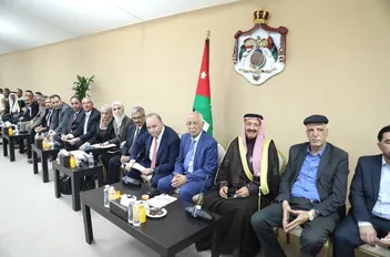 رئيس الديوان الملكي يلتقي أكثر من ألفي شخصية من وجهاء وأبناء وبنات مخيمات اللاجئين الفلسطينيين