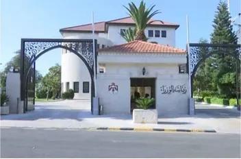 رئاسة الوزراء: 242 إجراءً تطويرياً في 93 موقعاً بجولات رئيس الوزراء