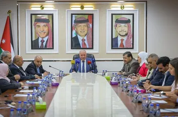 مطالب برلمانية لإلغاء قرار رفع معدل الطب