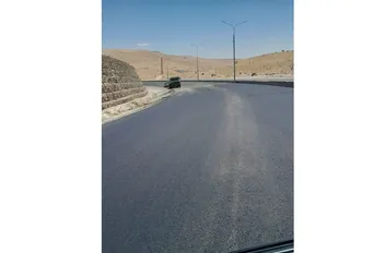 "الأشغال" تنهي تعبيد طريق النقب - دبة حانوت خلال ثُلث مدة العطاء