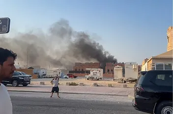 دخان يتصاعد من مبنى استهدفته إسرائيل في الدوحة