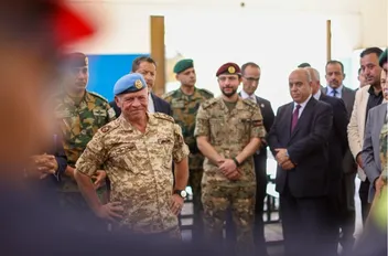 الملك يرافقه ولي العهد يزور مدرسة حسن أبو الهدى الثانوية الشاملة للبنين في الزرقاء

