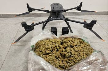 المنطقة العسكرية الجنوبية تحبط محاولة تهريب مواد مخدرة بواسطة طائرات مسيرة

