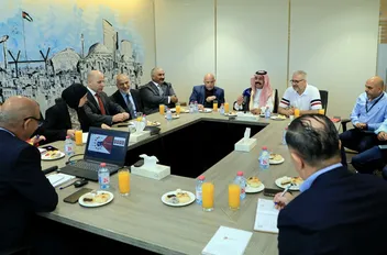 "النقل النيابية" تزور شركة رؤية عمان الحديثة للنقل