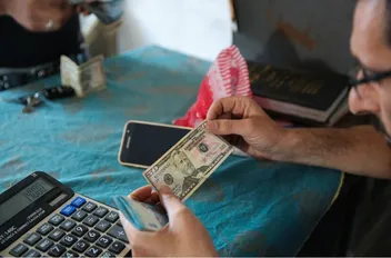 وزير المالية السوري يزف أخباراً سارة للسوريين