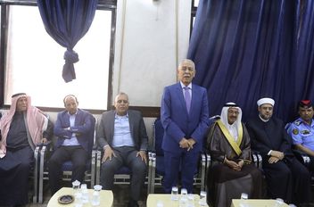 مندوبا عن الملك وولي العهد .. العيسوي يعزي عشيرتي الحميمات والشياب