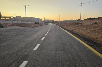الطريق الرئيسي للمدينة الرياضية الجديدة في الكرك