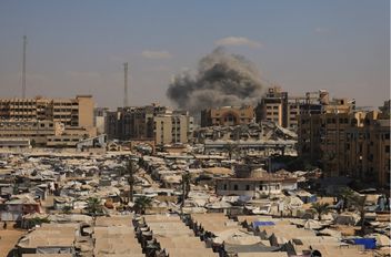 عضو في الكنيست: ترامب يتعامل مع غزة كغنيمة ويخطط لتفريغها من السكان
