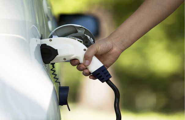 توضيح هام من هيئة الطاقة حول تعرفة شحن المركبات الكهربائية #عاجل 