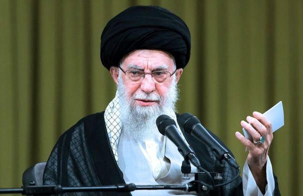 إعلام إيراني: خامنئي ينتقل إلى ملجأ محصن تحت الأرض 